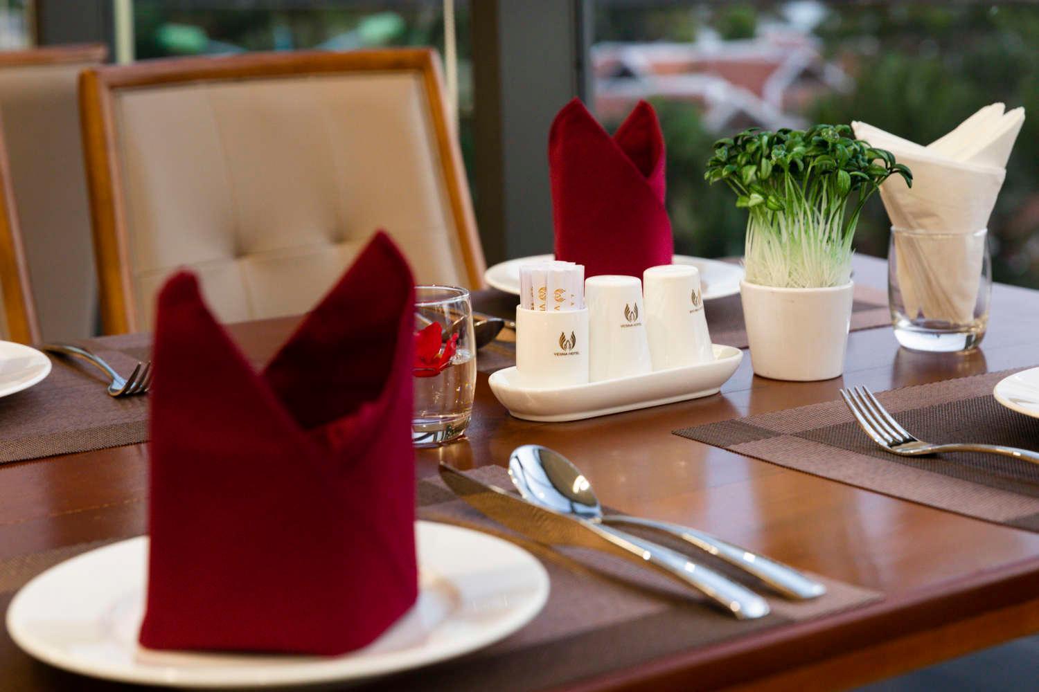Vesna Hotel 芽庄 外观 照片